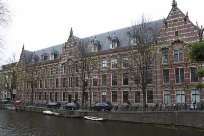 Амстердамский университет